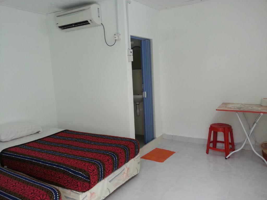 Et Budget Guest House Batu Feringgi Oda fotoğraf